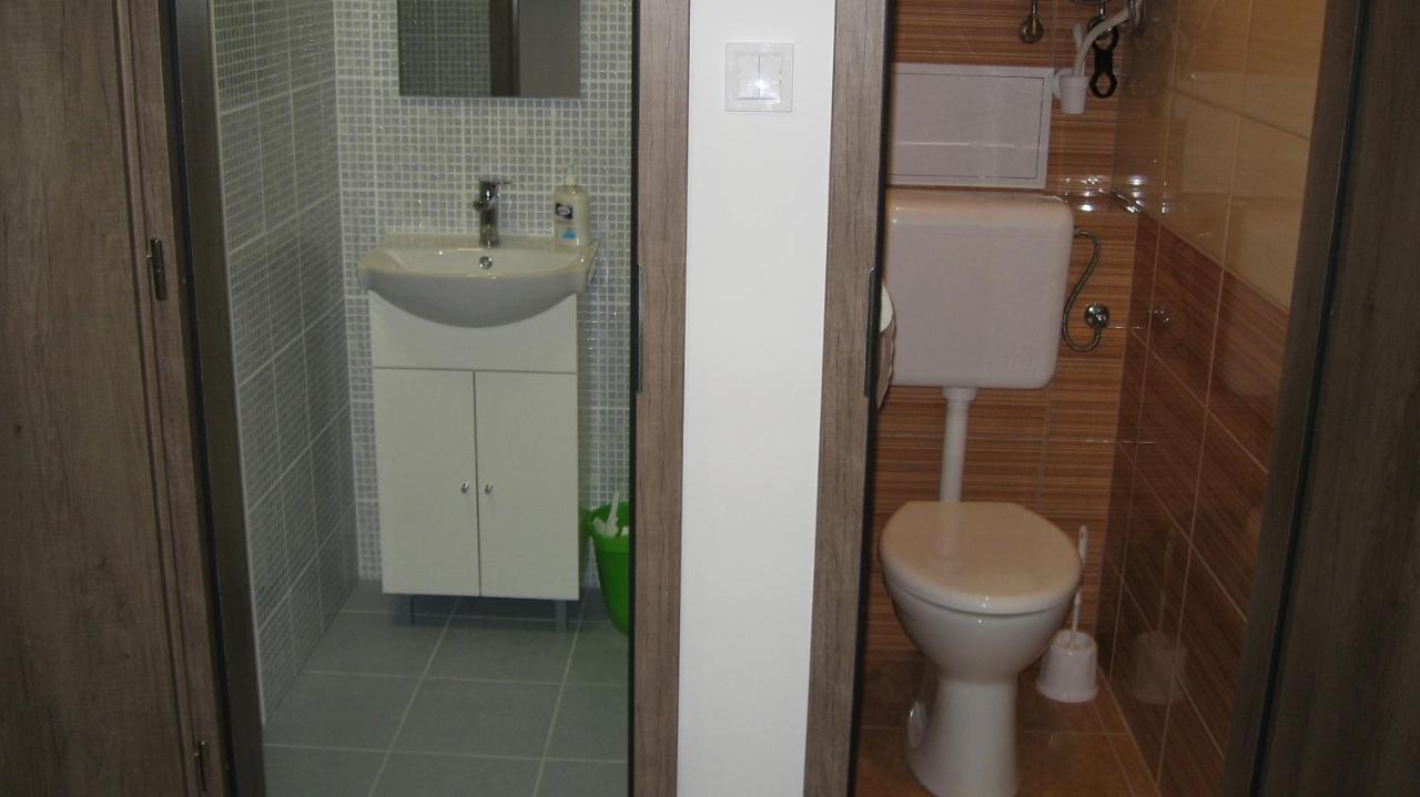 Hz Apartman Miskolc Apartment Екстериор снимка