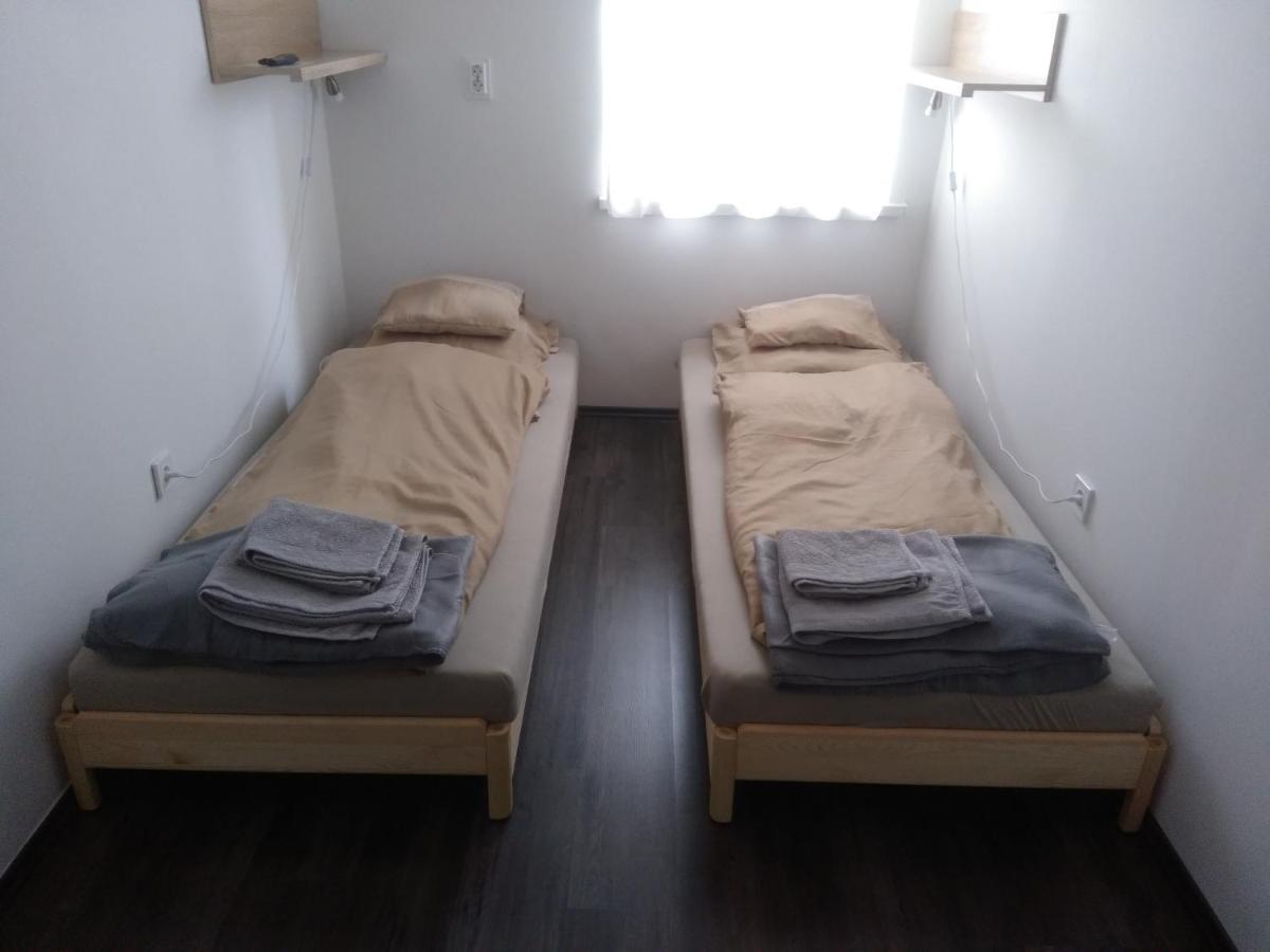 Hz Apartman Miskolc Apartment Екстериор снимка